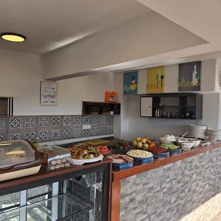 Ephesian Center & Port Bed & Breakfast 3*